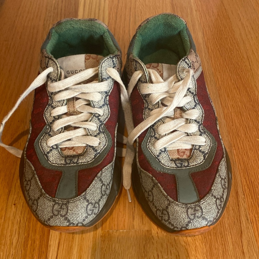 Gucci sneakers 8